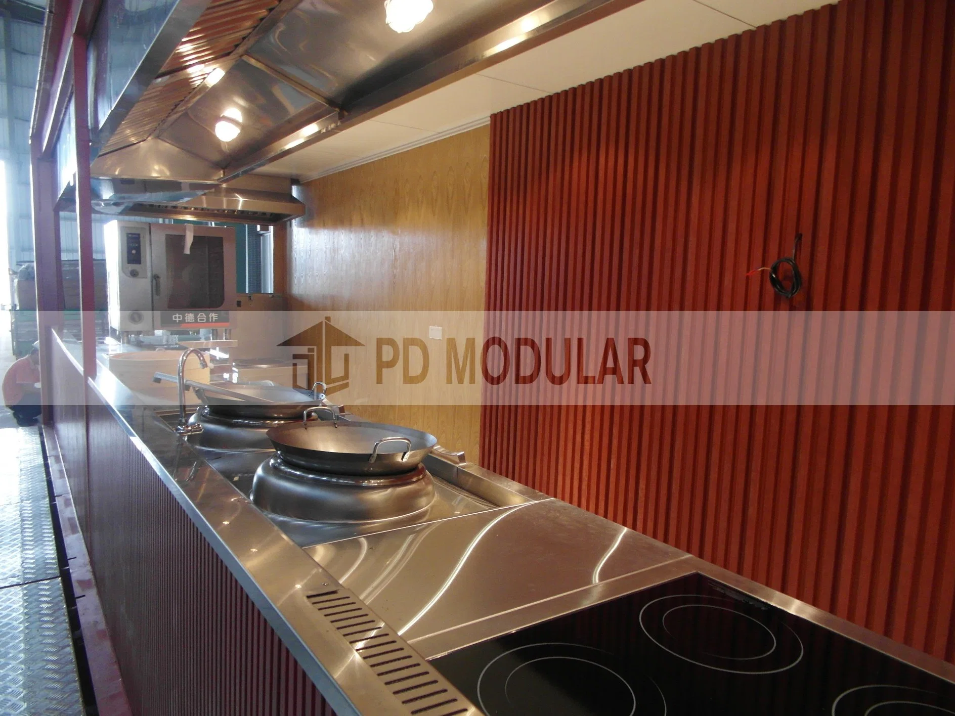 2019 New Prefabricated Mobile Modern Container House Kitchen