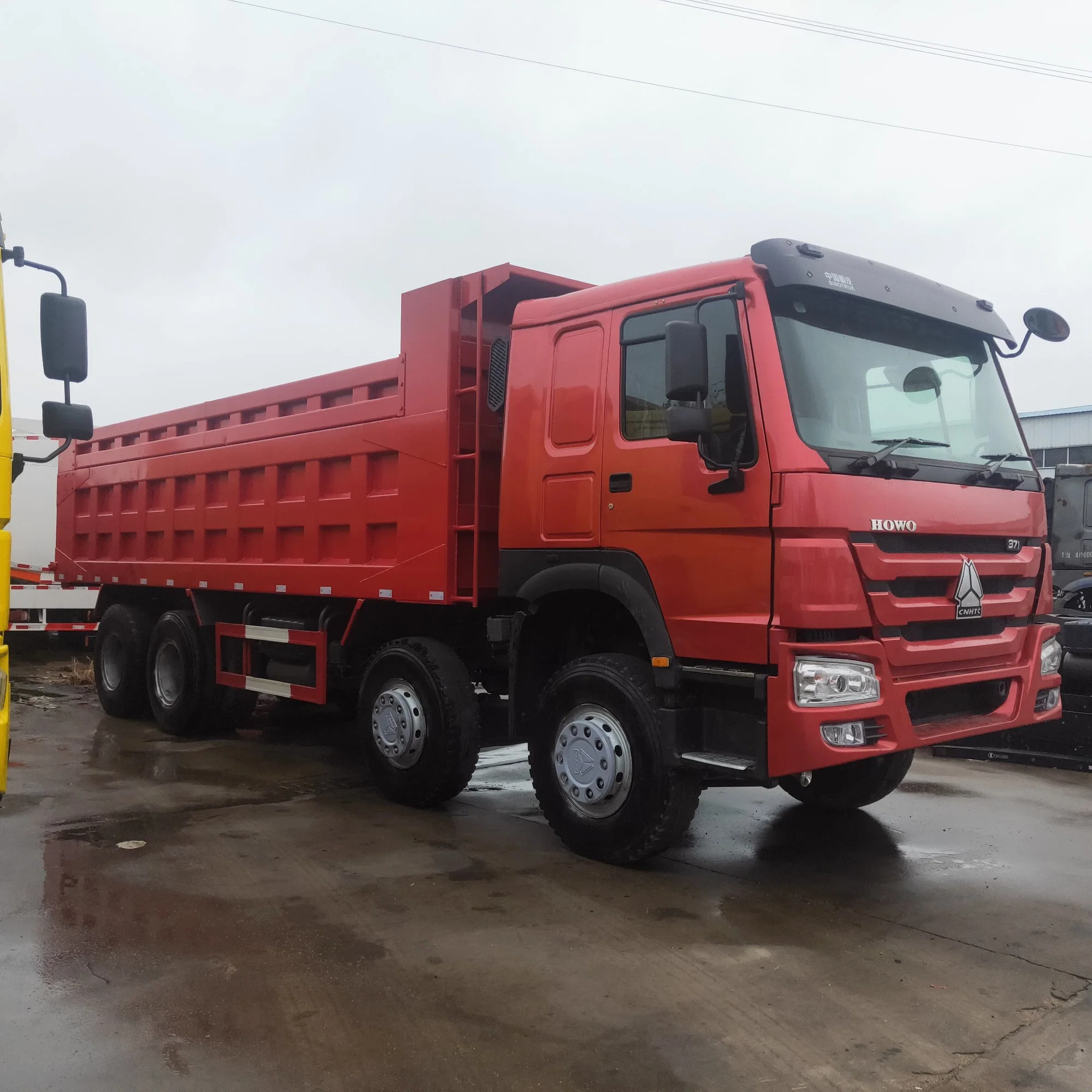 Used Dump Truck HOWO 375 8*4 Rhd, Used Right Hand Drive HOWO 371 12 Wheels Secondhand Sinotruk China Brand Made in 2020