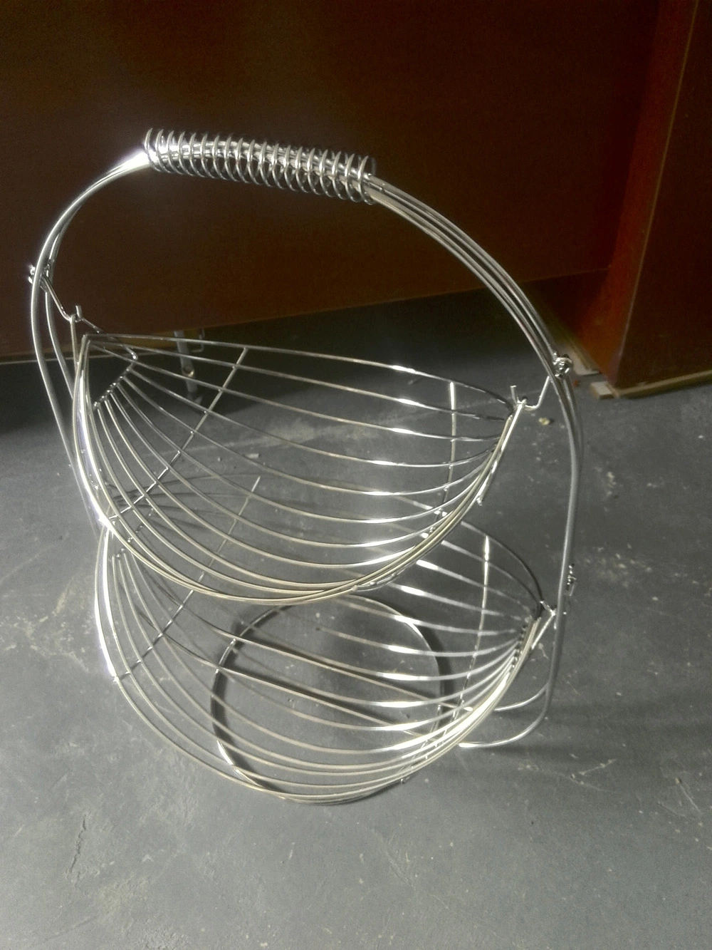 Metal Wire Supermarket Grid Exhibition Store Storage Mesh Vegetable Fruit Wine Floor Retail Stand Rack Basket Display