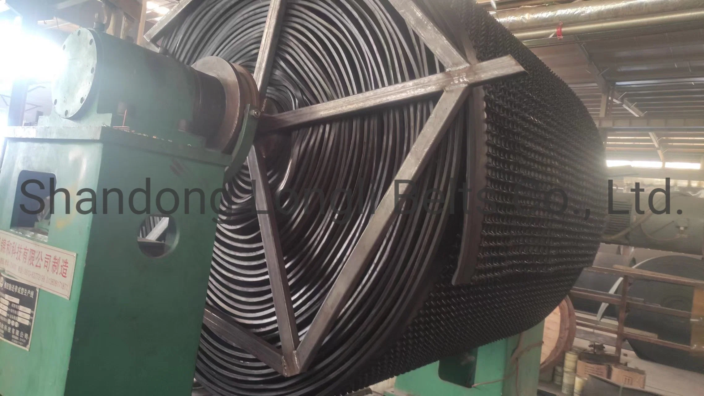 Heat Resistant Steel Cord Ep Rubber Conveyor Belt Nylon Canvas Chevron Rubber Belt