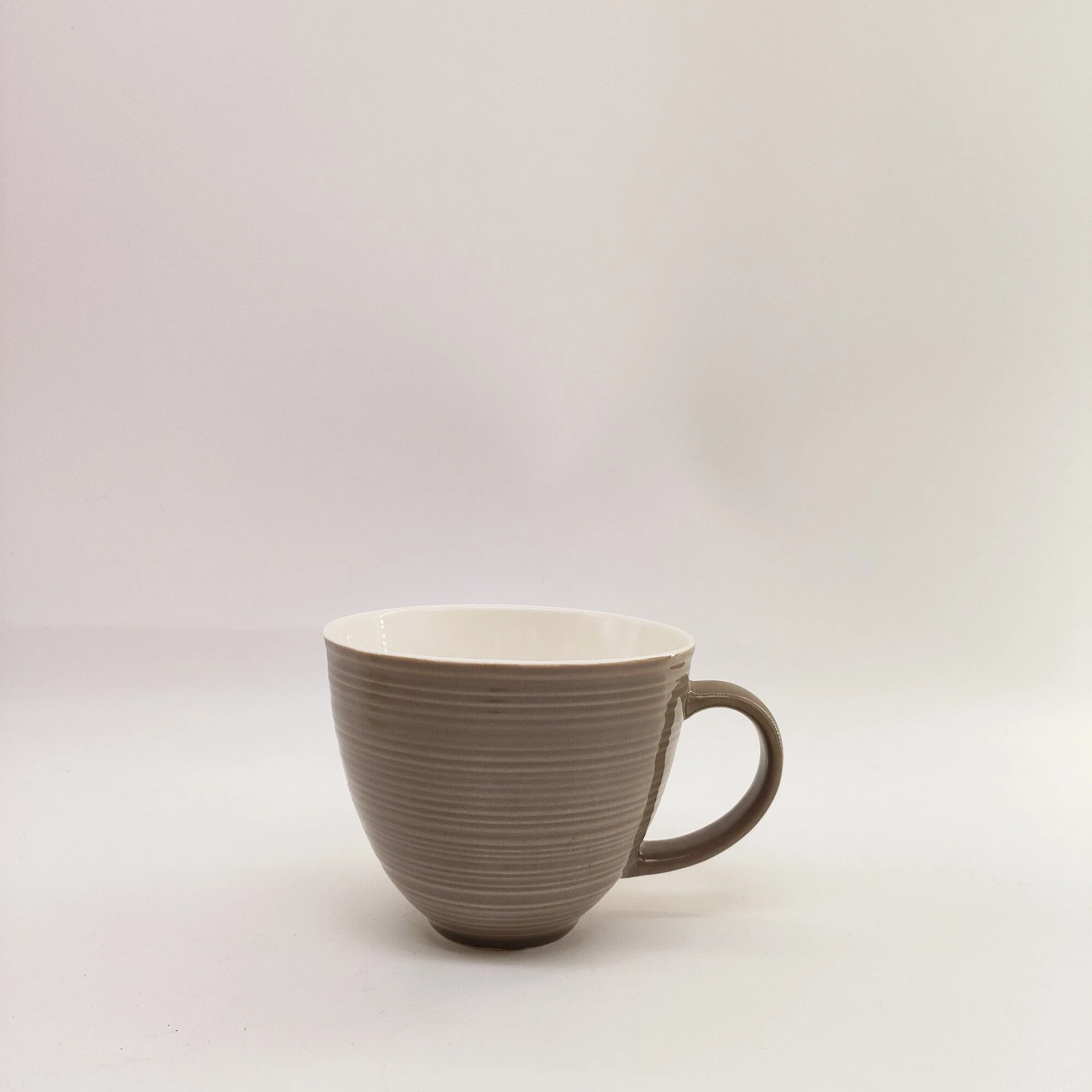 Hongya Ceramic New Bone China Color Glaze with Embossed