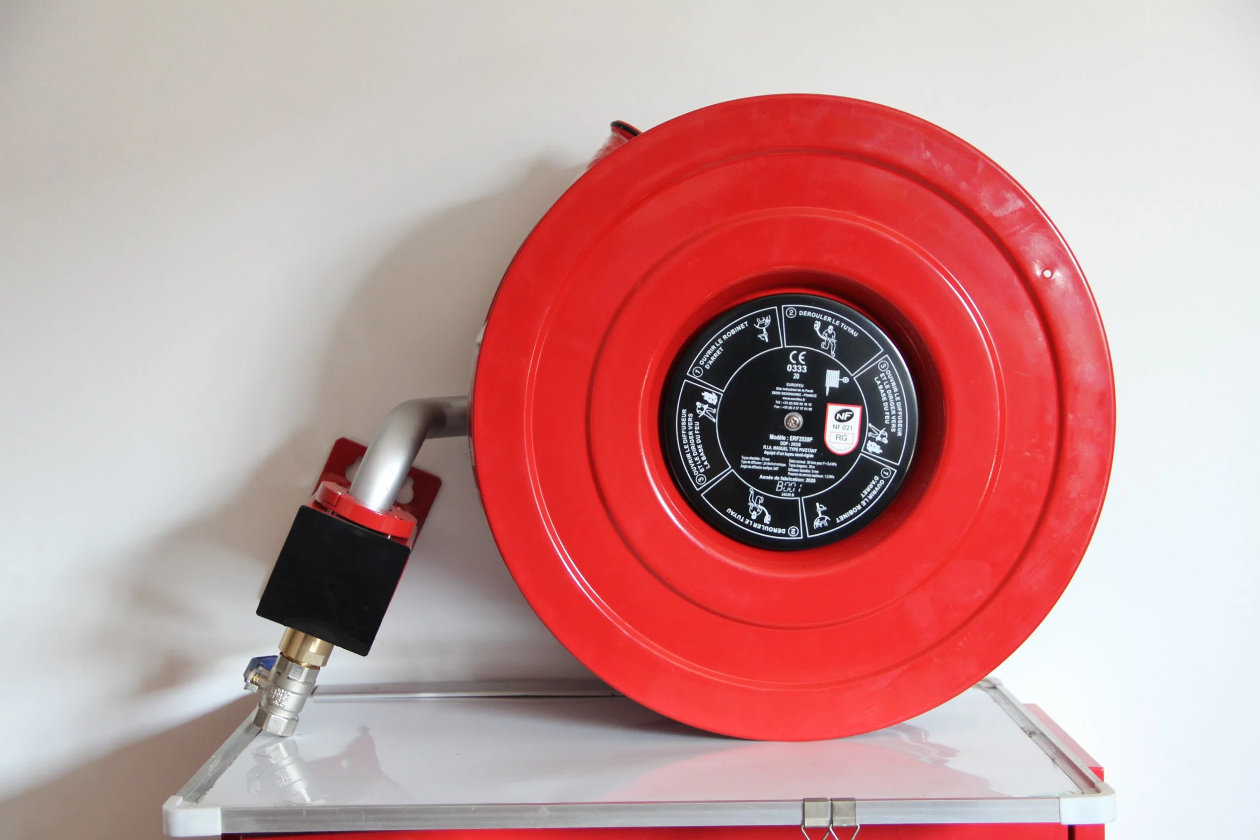 Automatic Swing Type Fire Hose Reel in DN25X30/1 Inch Size with CE /Lpcb Certificate