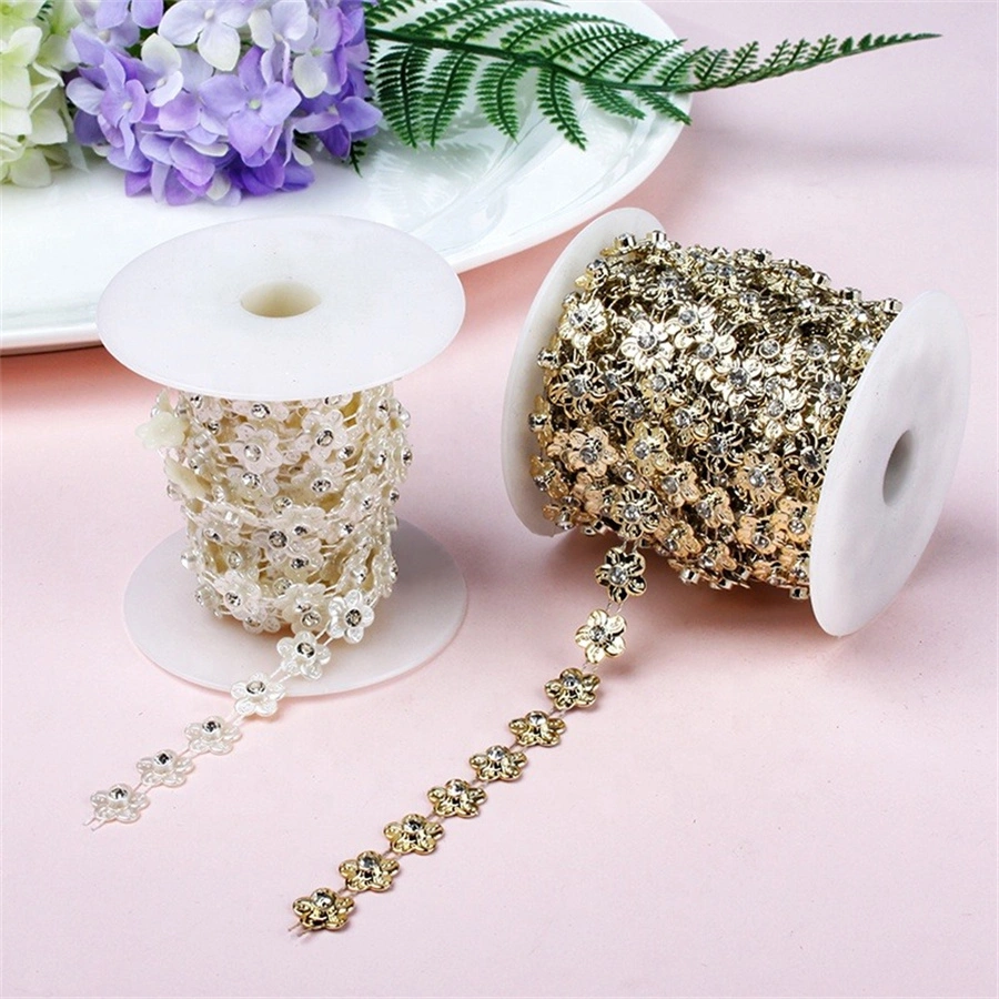 Women&prime; S Fashion New Shiny Diamond Fancy Chain Clothing Decoration Metal Chain Accessories