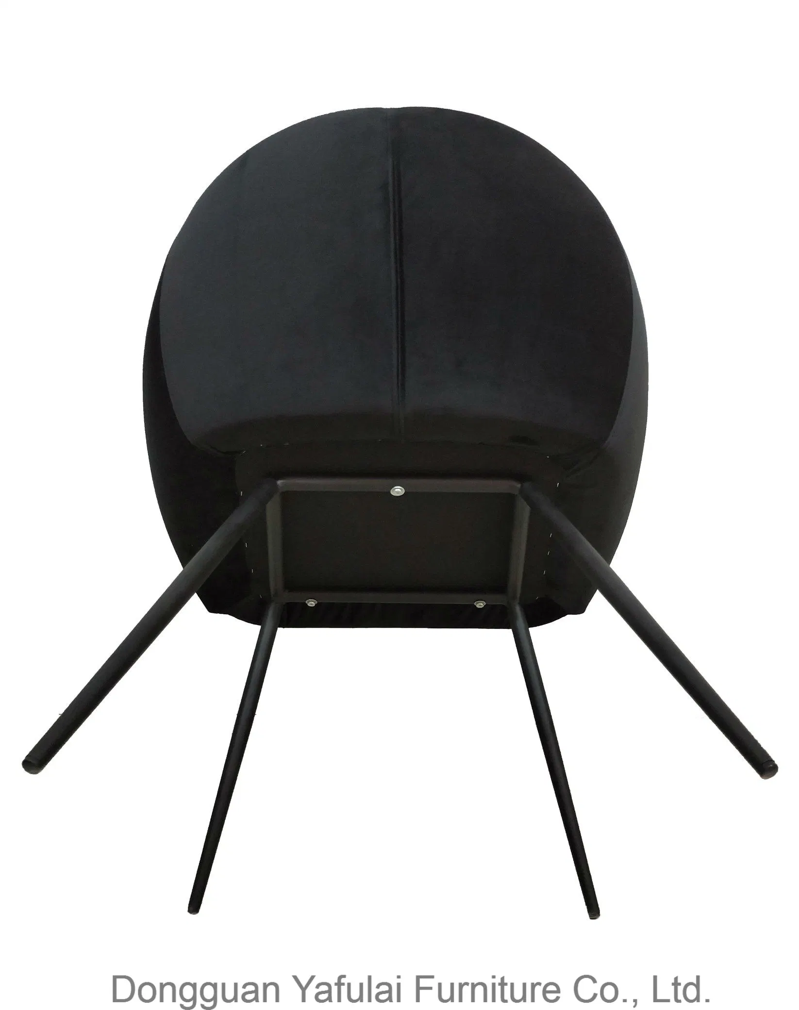 كرسي جديد من القماش الأسود المصنوع من أرمستد كلاسيكي