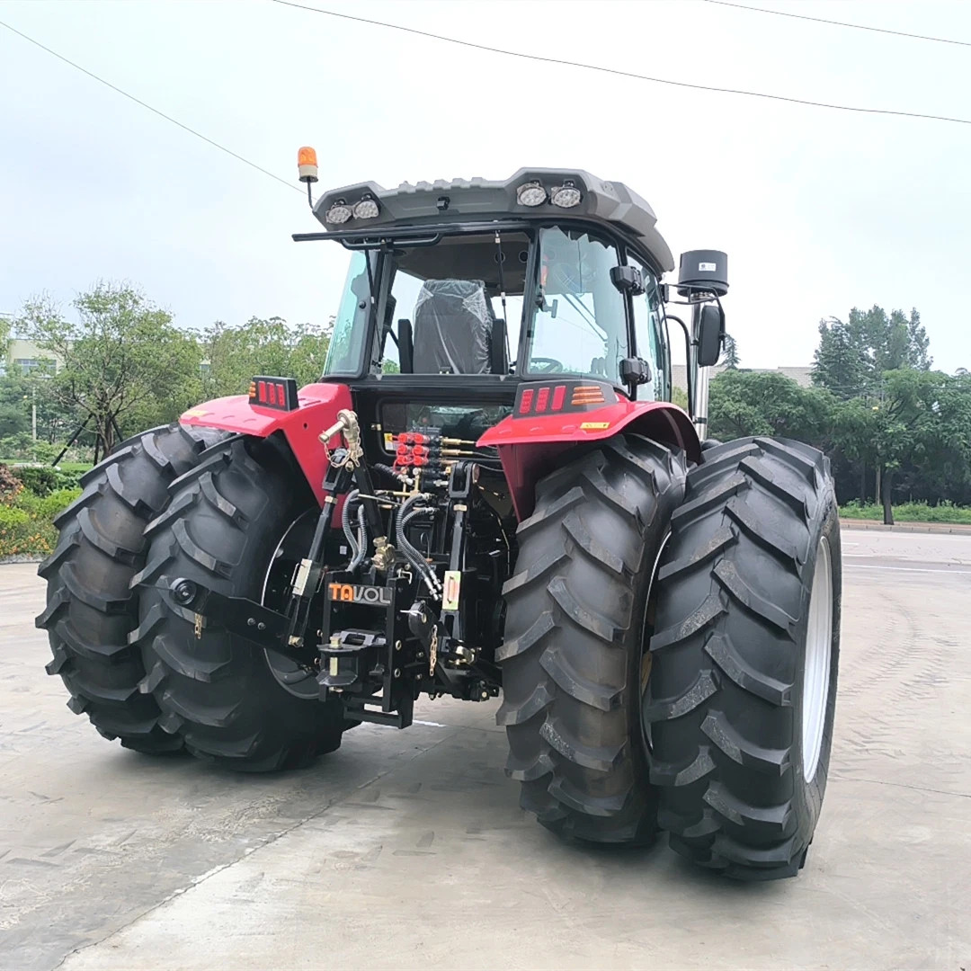 La cría de Servicio Pesado tractor 4WD 200HP 220HP 240hp en Rusia