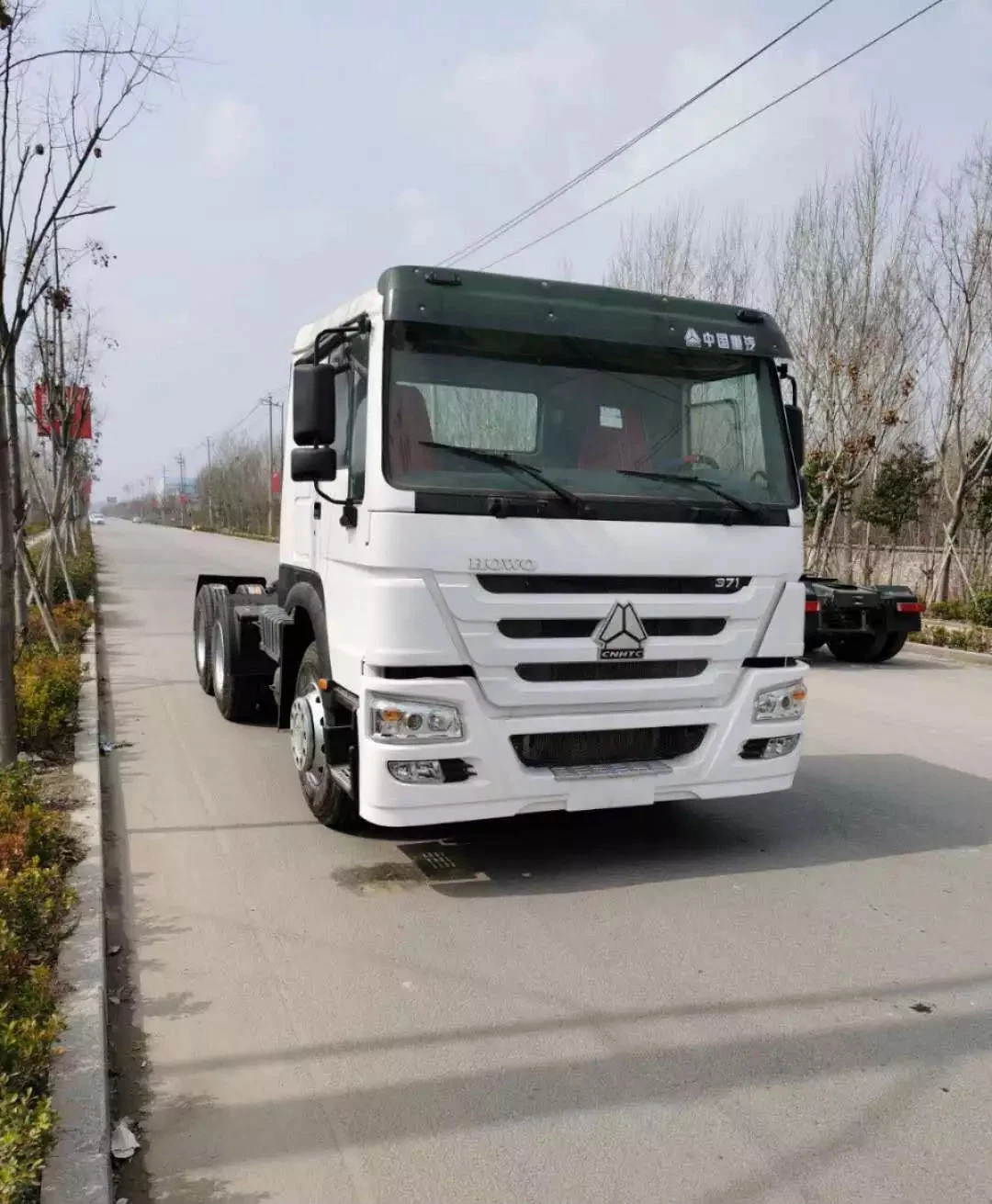 Fournisseurs honnêtes à vendre, Remorque Tracteur Sinotruk HOWO 6X4 d'occasion, Prix bas