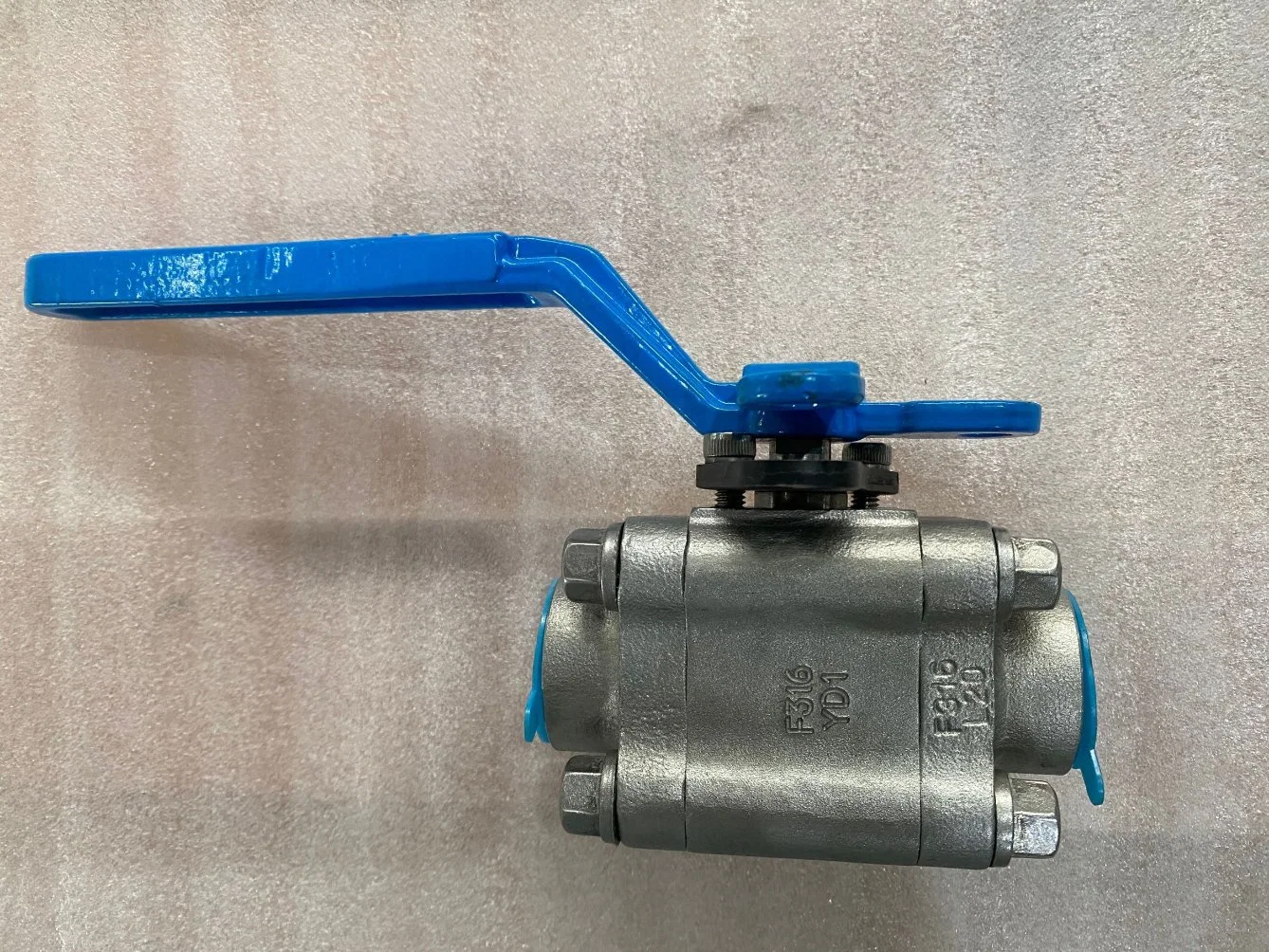 3 Piece Position Type Ball Valve, ASTM A105n, Class 800, 1 Inch