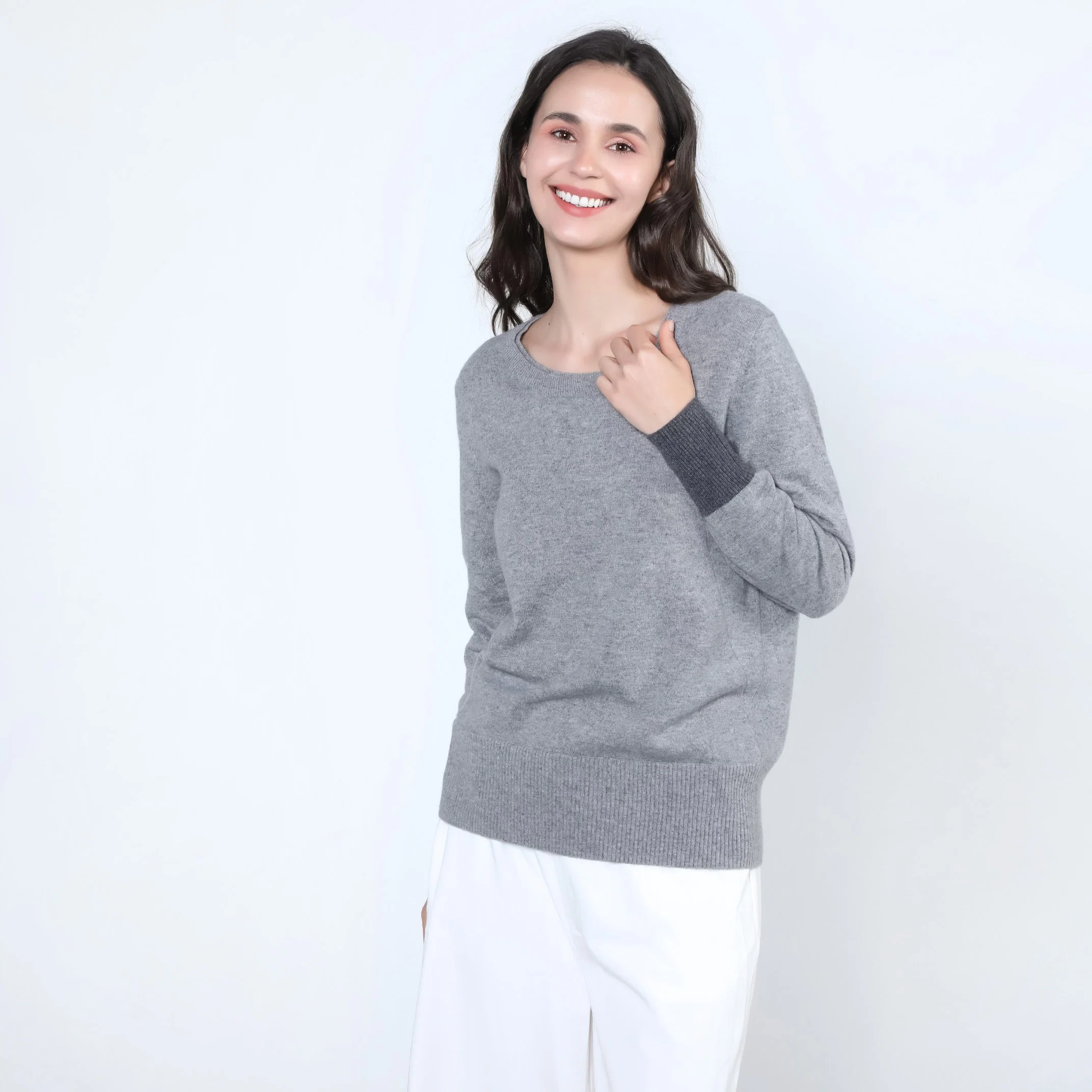 Ladies Fashion Two Tone Classic Round Neck Cashmere Pullover Sweater