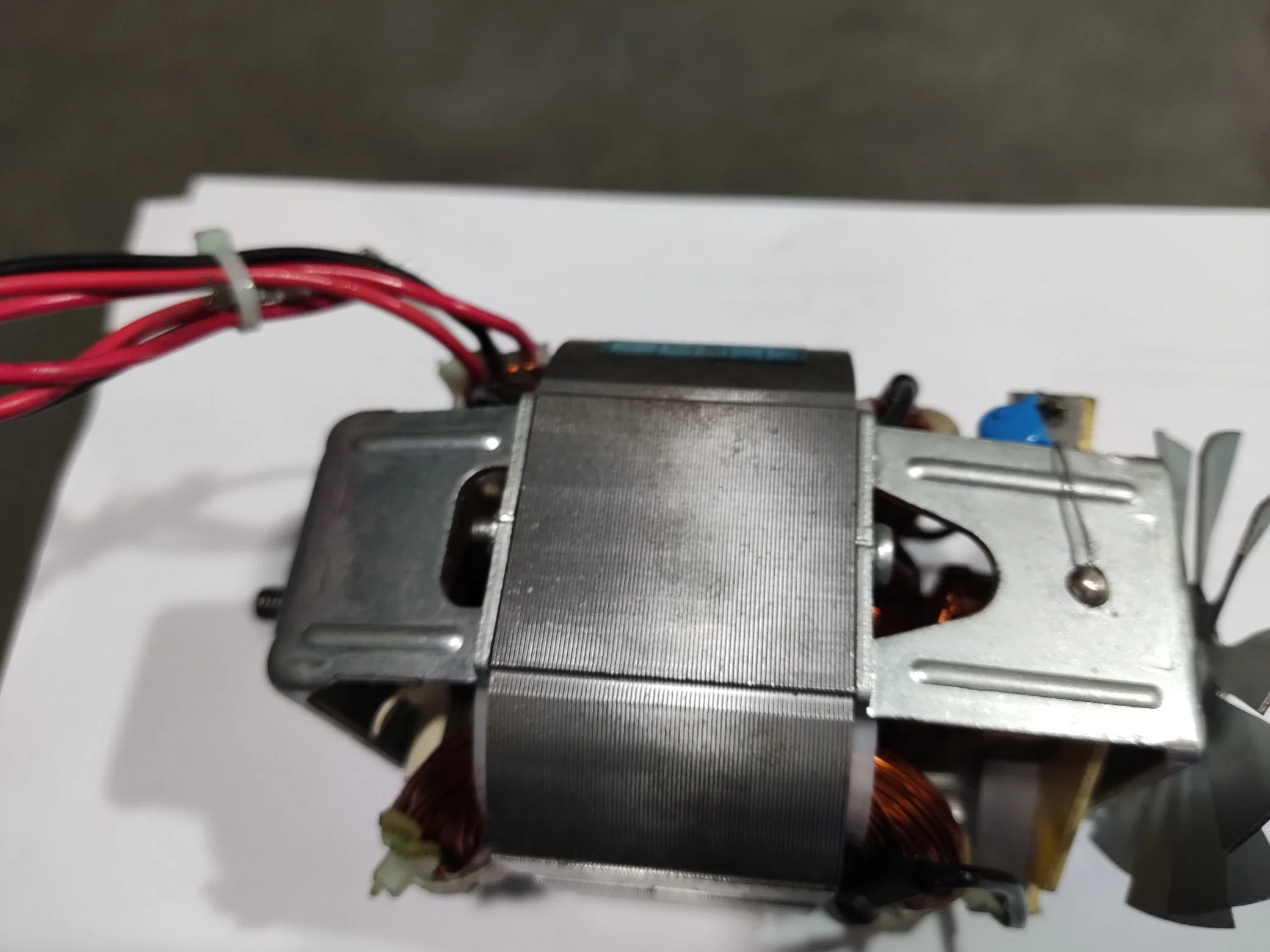 Motor de control de velocidad eléctrico de CA de par alto y bajo régimen con Caja de cambios