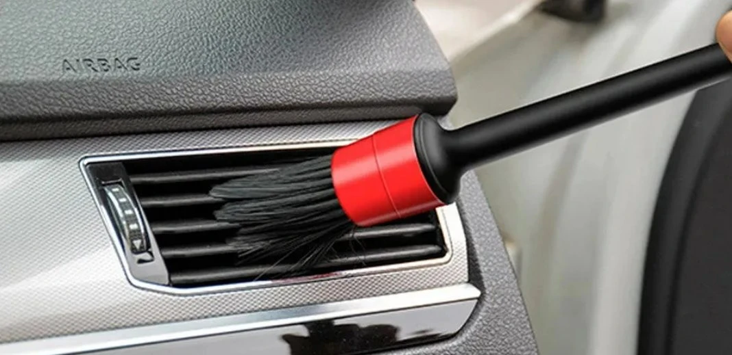 Multi-Functional PP Nylon Boar Hair Car Detailing Brush Cleaning Brush