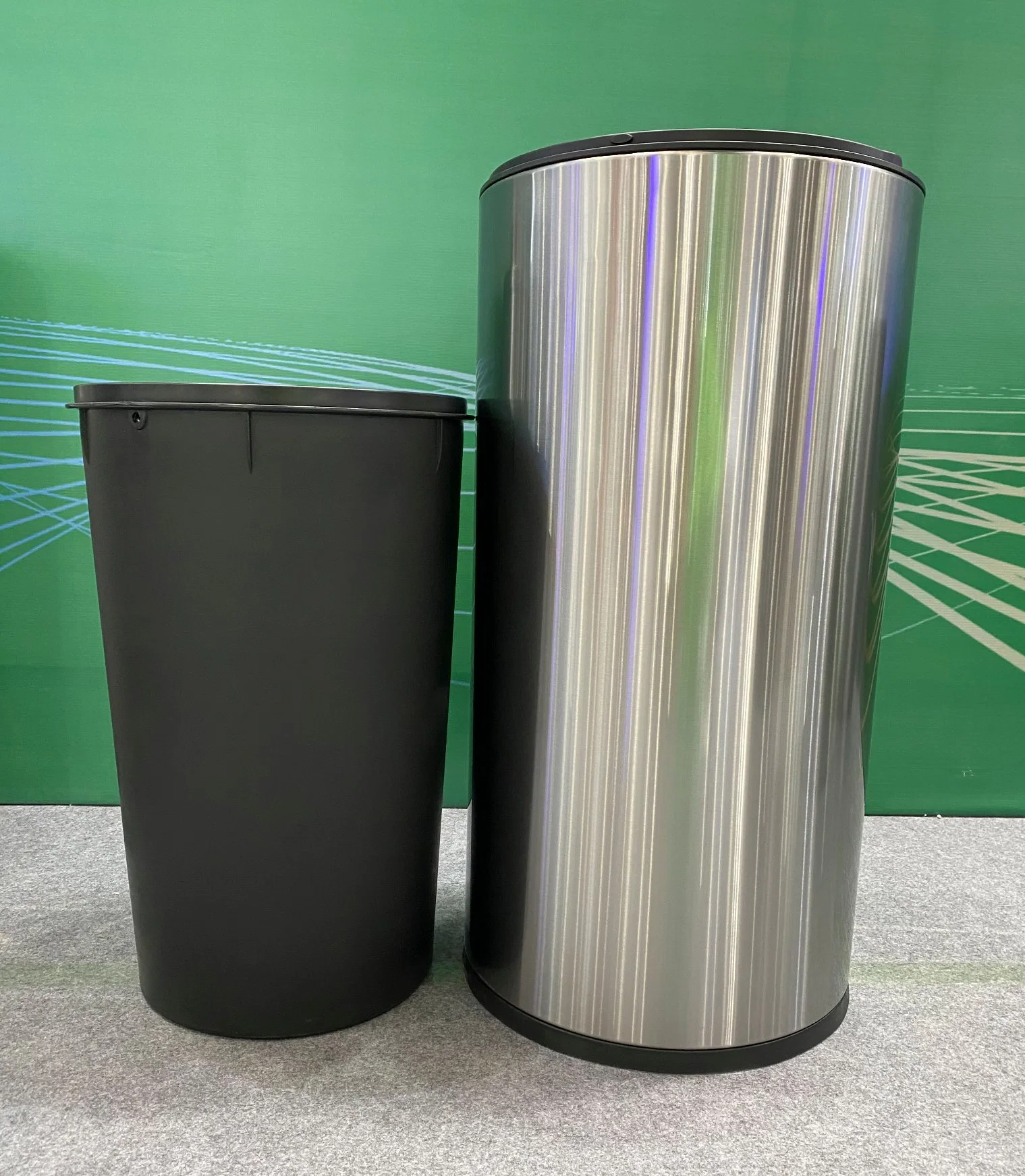 Anti-Finger Print Stainless Steel Rounded Trash Can with Flip Cover