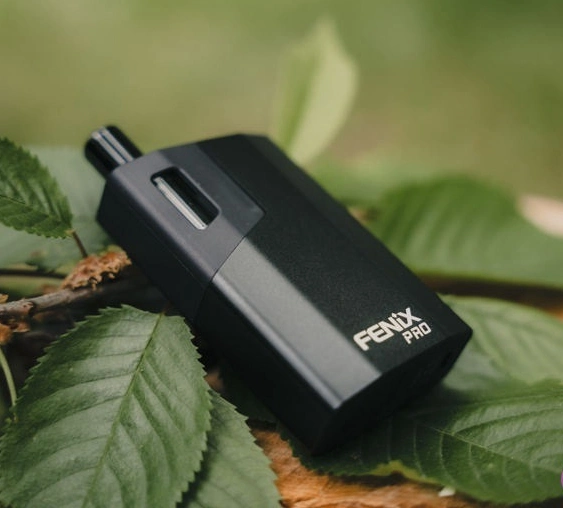 Vape fumeur à herbe sèche 2300 mAh Super Battery Compact Size portable VAPE Fenix PRO Alibaba meilleur vendeur portable Herbal vaporiszer Pen