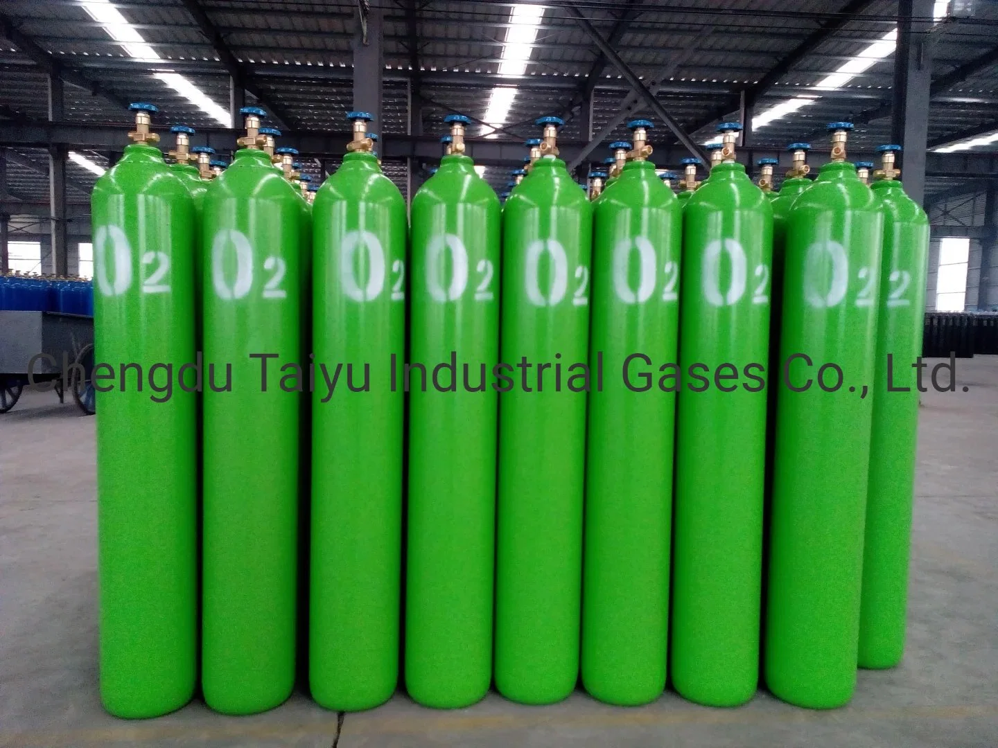 High Purity 99.999% Industrial Grade O2 Gas Oxygen Supply for Welding Industry