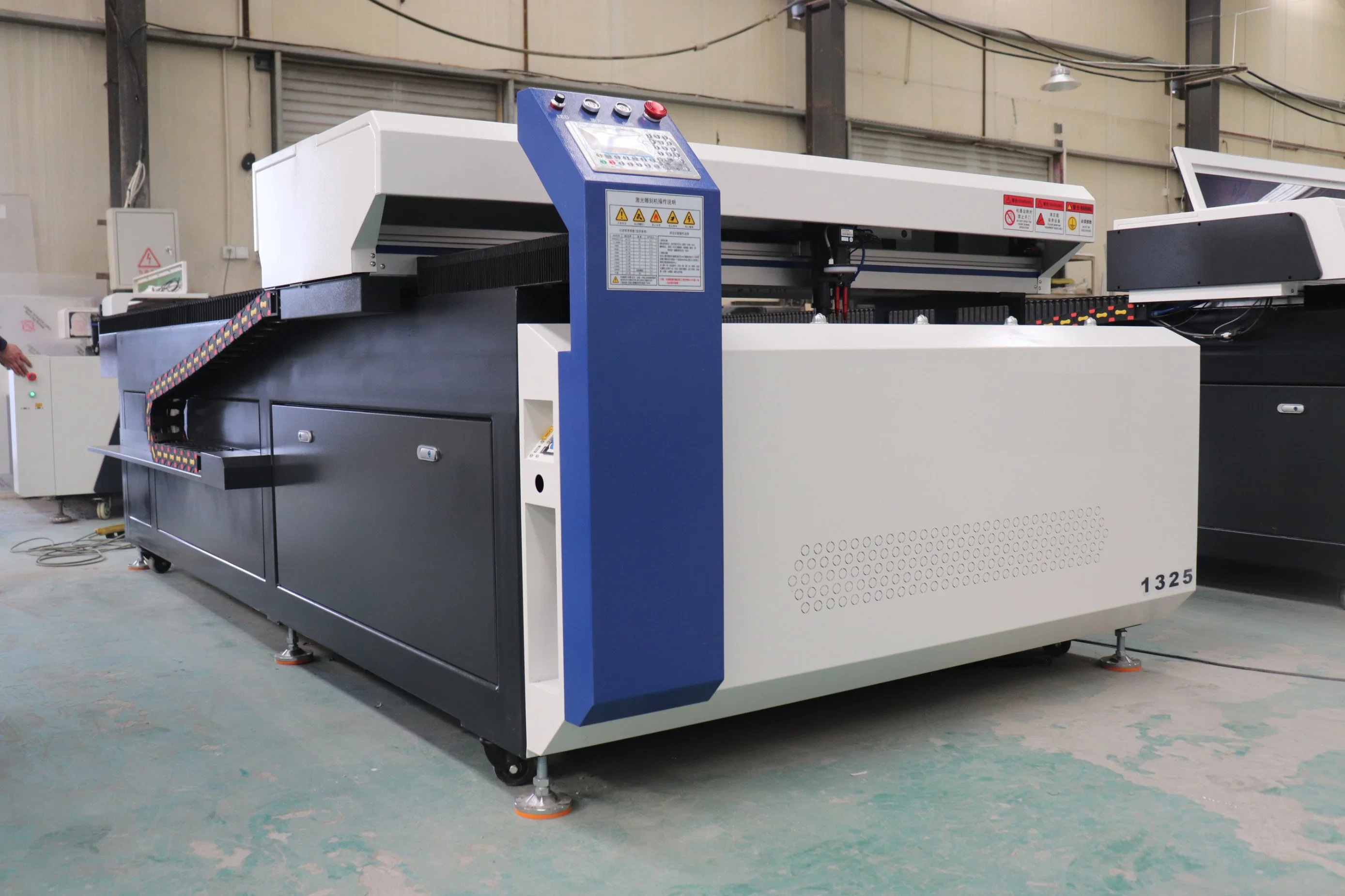 Sheet and Tube Fiber Laser Cutting Engraving Machine CNC Metal Cutting 10mm