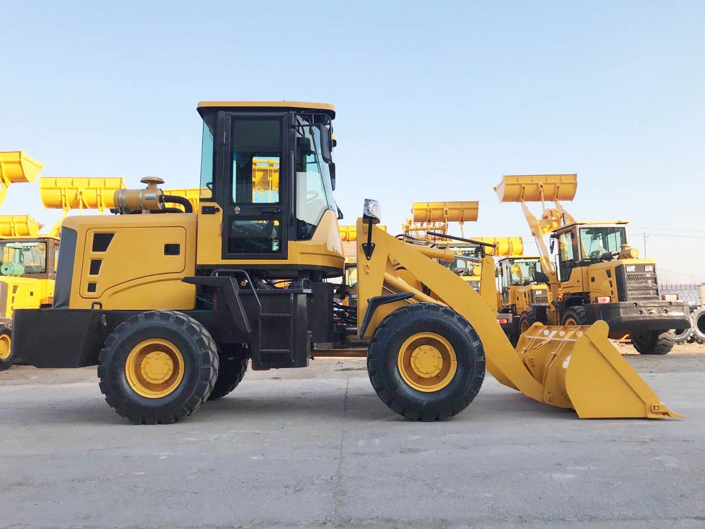 1.6ton mini 0.8cbm capacity diesel wheel loader with available attachments