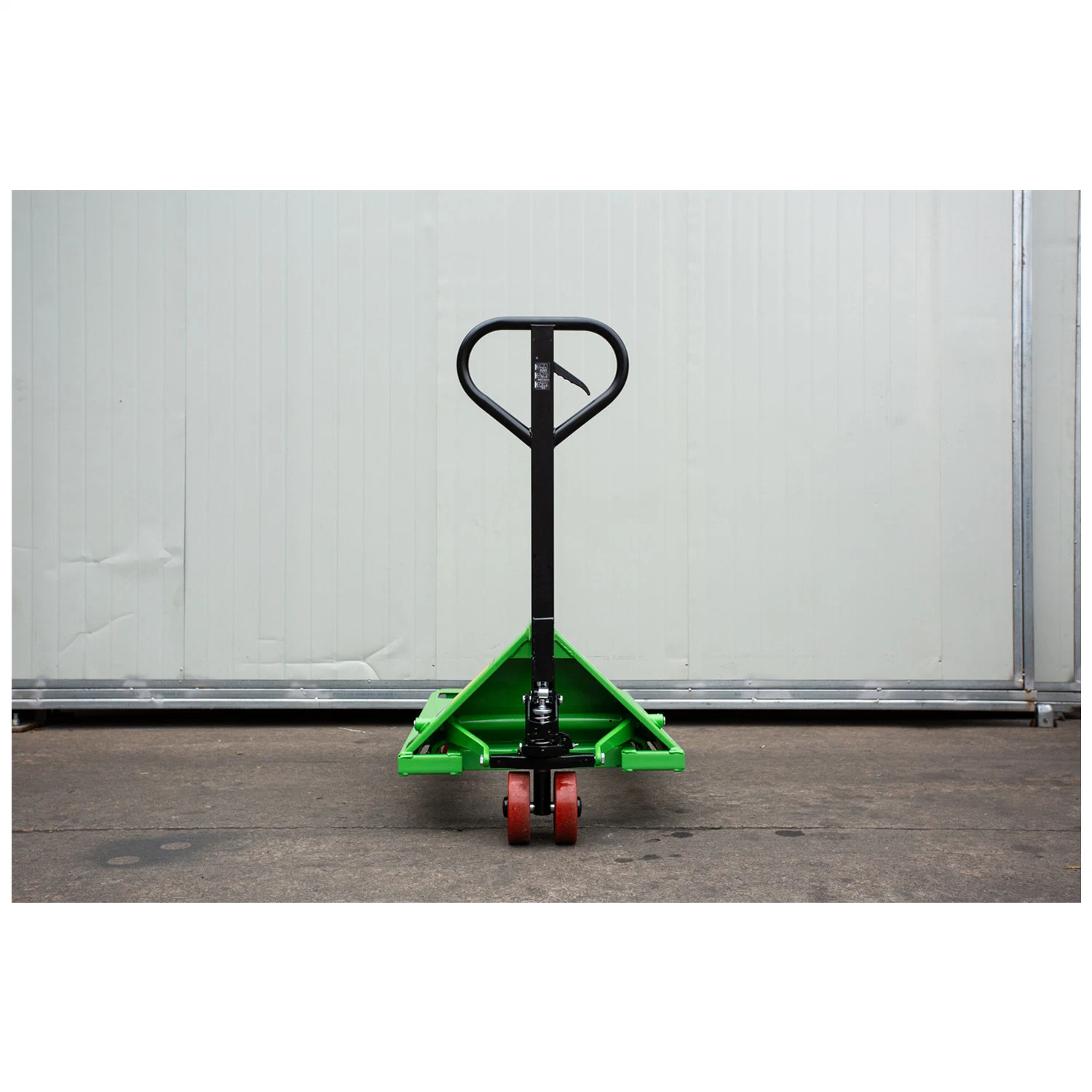 Fuel Free Hand Pallet Truck with Oil Leak-Proof Hydraulic System