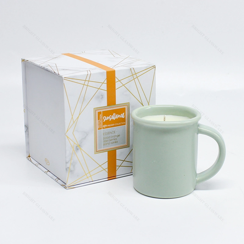 Navidad logotipo personalizado Blanco brillante Cerámica Jar Scented Wax Vela con mango de lujo