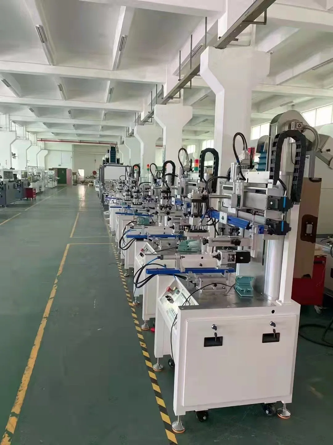 Semi-Automatic Servo Rotary Screen Printing Equipment for Bottles /Tube/ Cup/Container Packing Printing Simple and Convenient for Adjustment