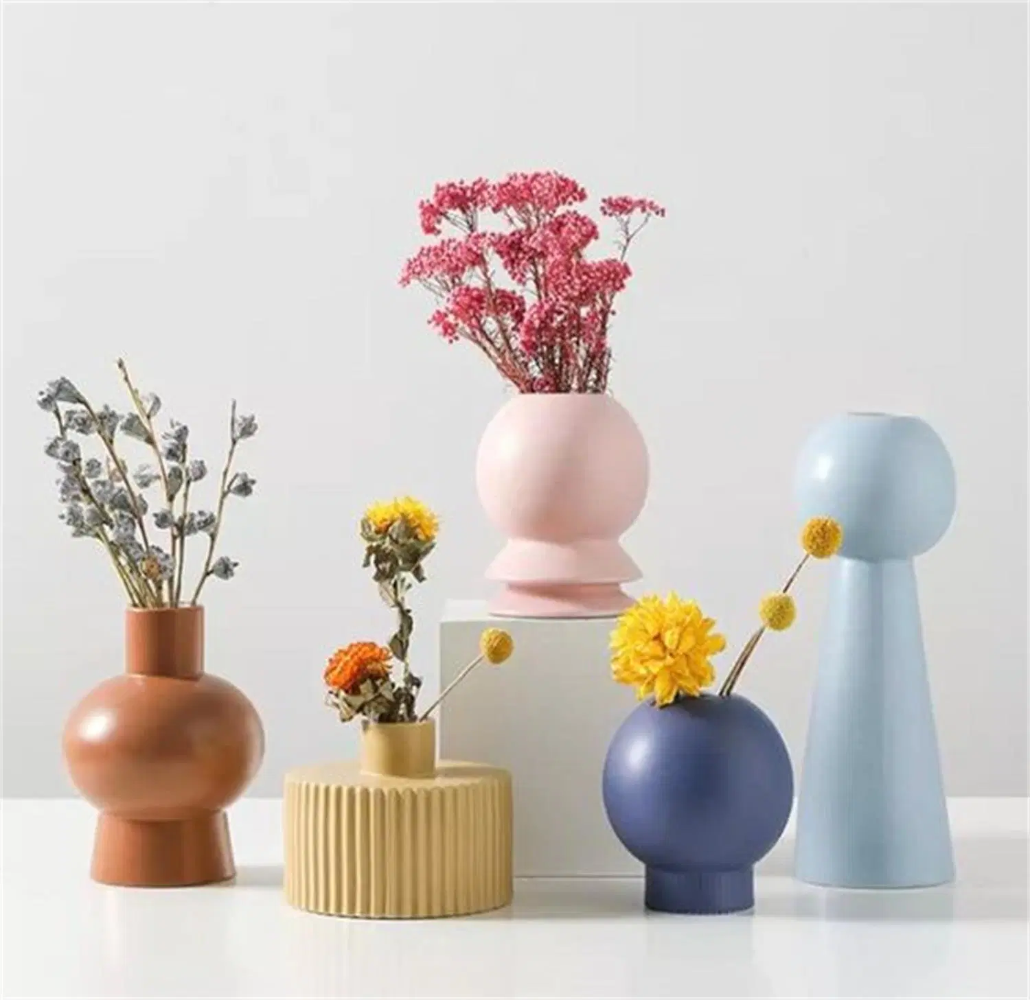 Modern Irregular Home Hotel Table Decoration Ceramic Flower Vase