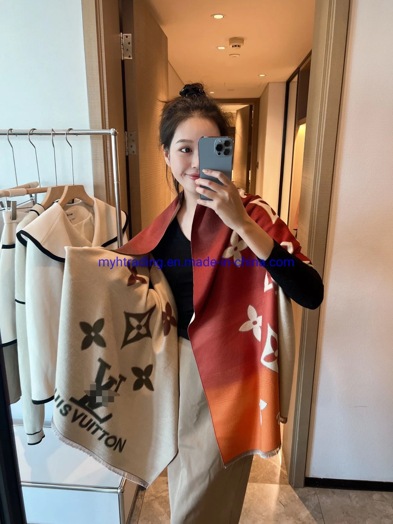 Wholesale/Supplier Knitted Scarf Replica Merino Wool Softwarm Cashmere Scarf Versatile Designer Women Scarves