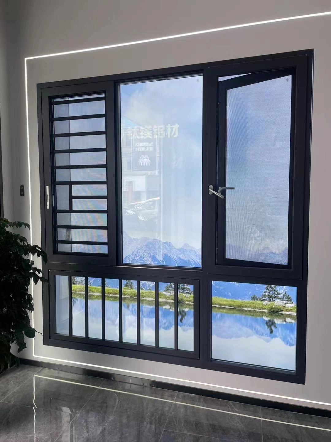 Building Material Aluminum Windows and Doors Simple Grill Design Hurricane Impact Thermal Break Double Glazed Glass Sliding Window with Mosquito Net