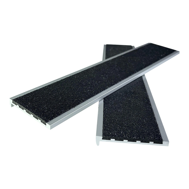 Nuestros Nosings de ángulo de aluminio Non-Slip Productos para elevar el Stair Seguridad