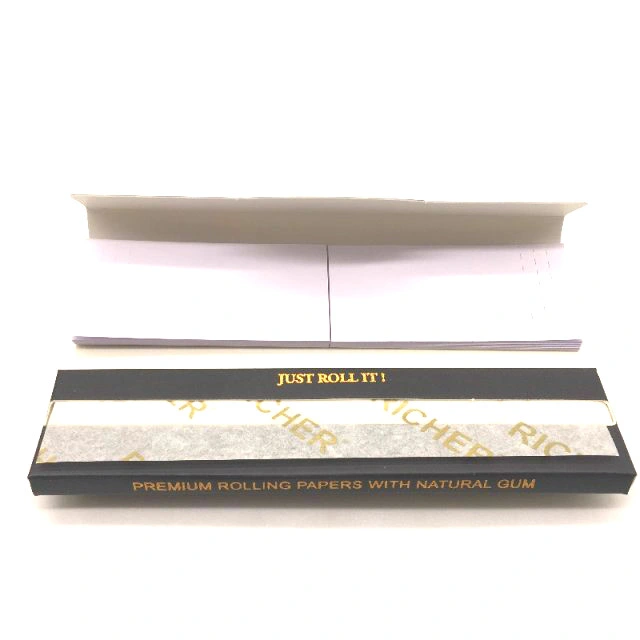Richer Golden Rolling Papers documentos de tamaño regular el consumo de cigarrillos