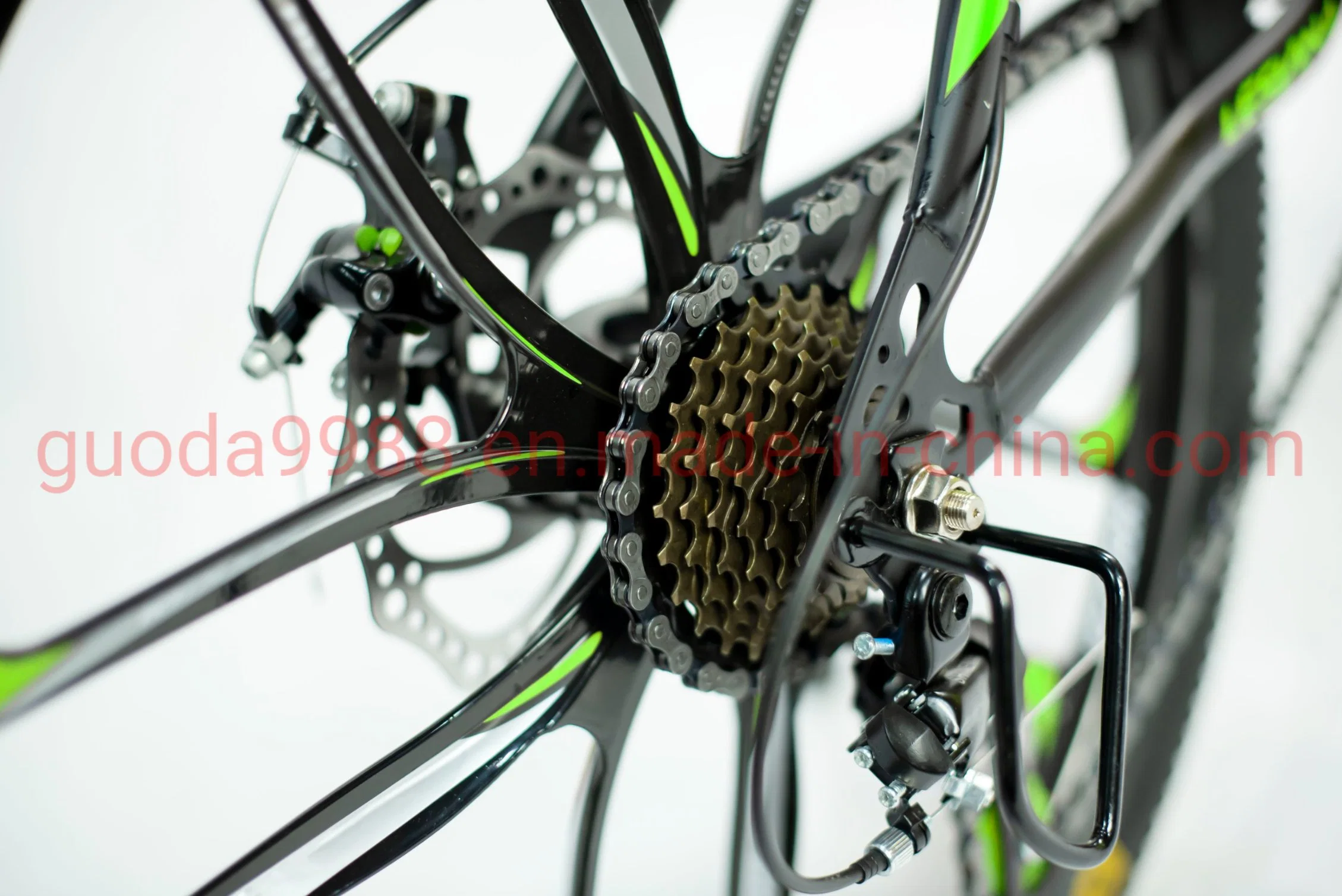 Green 24 Inch Mountain Bicycle 24 Speed Bike Intergraed Wheel