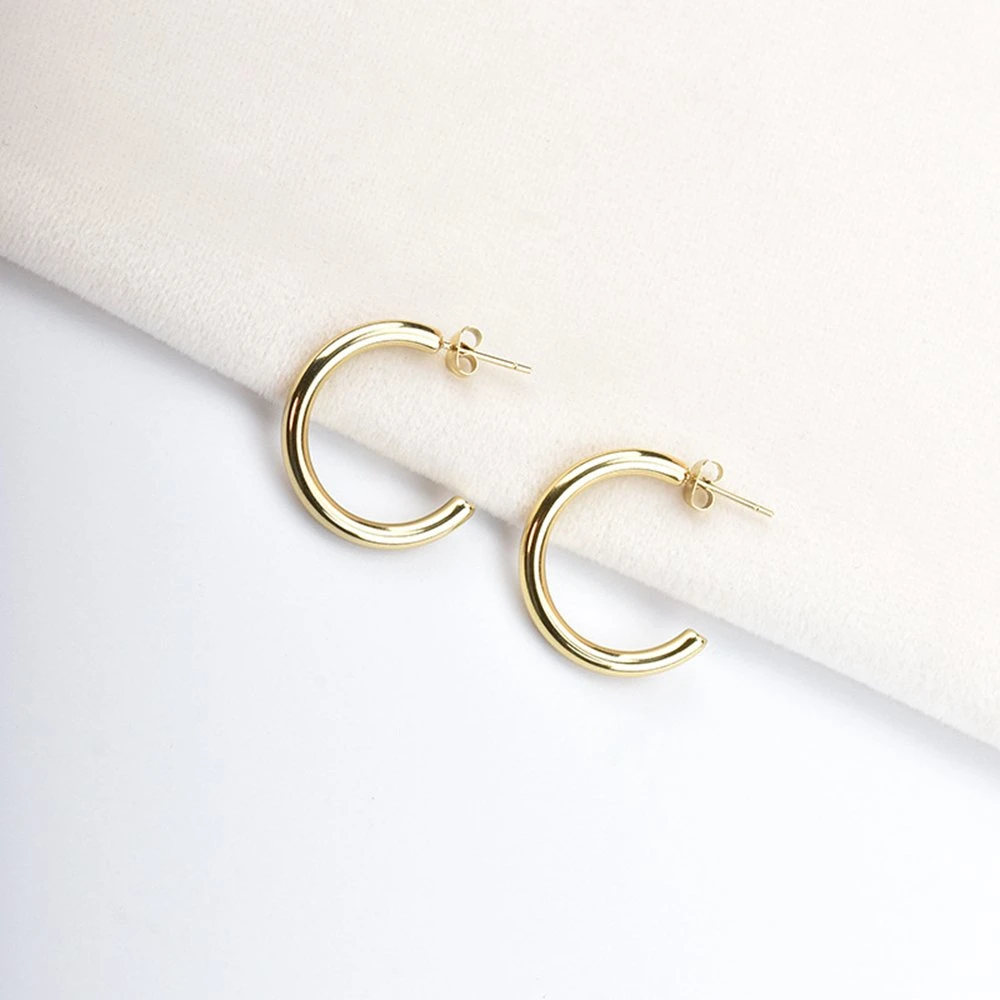 Plaqué or de vente chaude exagérées Chunky C-Shaped Earrings ronde géométrique en acier inoxydable à composition non limitée pour les femmes Stud Earrings