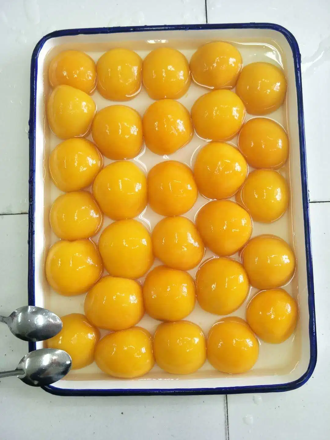 Canned Yellow Peach Halves in Light Syrup