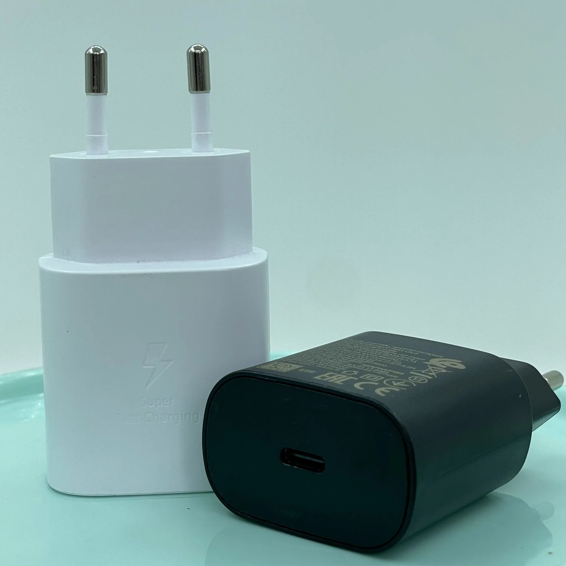 Super Fast Charging Power Adapter Type C 25W Pd Charger for Samsung S22 S21 Fe S20+ A73 A53 USB C Plug Phone Chargers