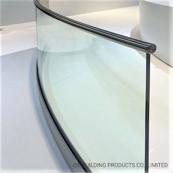 China Factory Commercial Use Curved Glass Frameless Balustrade Aluminum Fence U Channel Glass Balustrade/Glass Railing with Stainless Steel Handrail