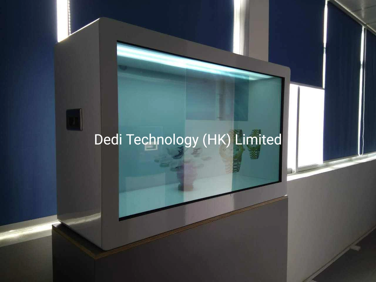 Dedi 55-Inch Transparent LCD Display for Advertising