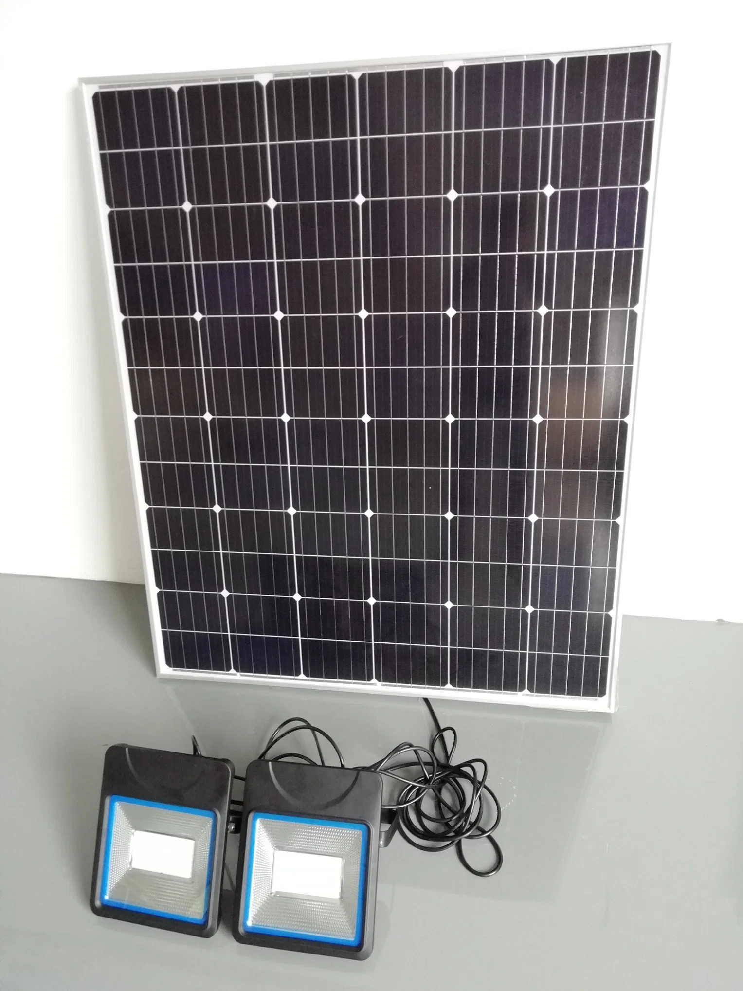 Esavior 100W 5 año de garantía Farol Solar lámpara de alumbrado público con LiFePO4 Batería de litio