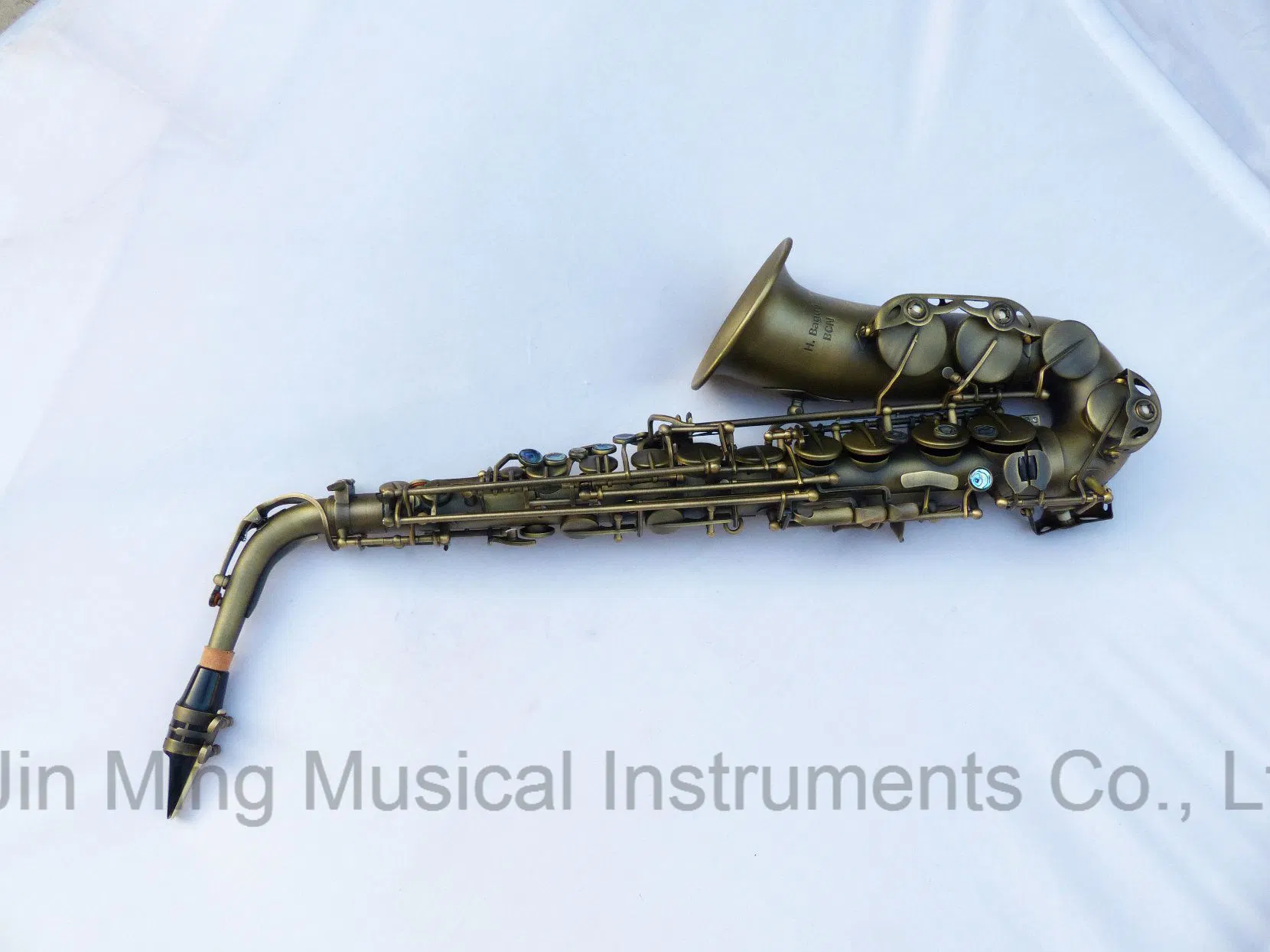 Good Alto Saxophone Antique Finish Archaized Bronze Manufacturer