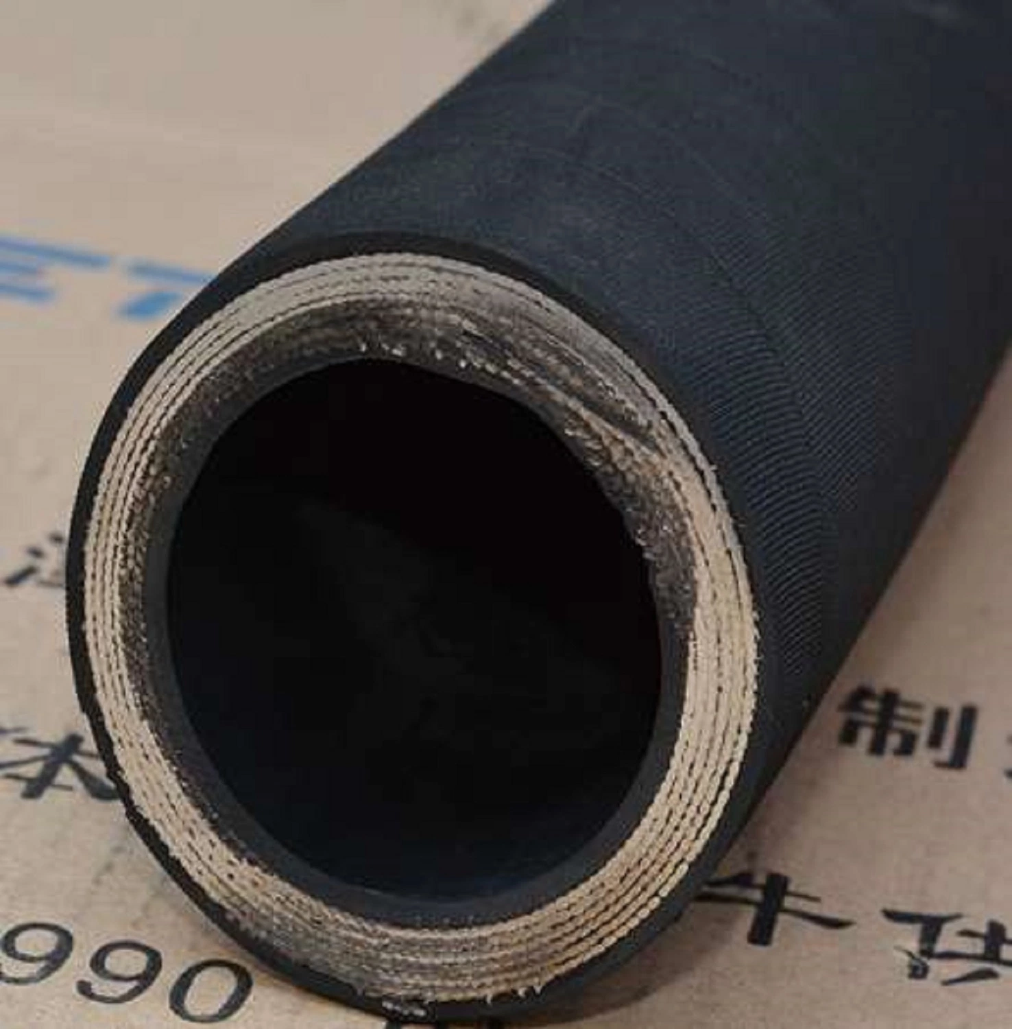 Factory Price 1sn/R1 Supply Hydraulic Rubber Hose High Pressure