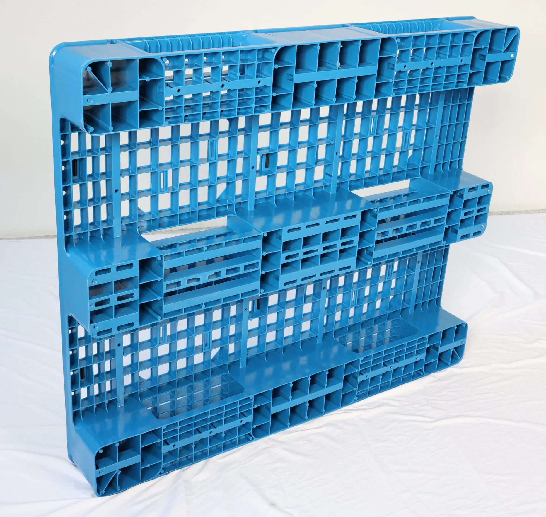 Made in China Cheap Custom Plastic Trays Pallets Pallet Price