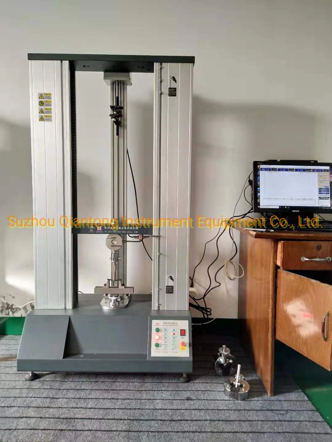 Costmerized Universal Material Testing Machine with Different Fixtures