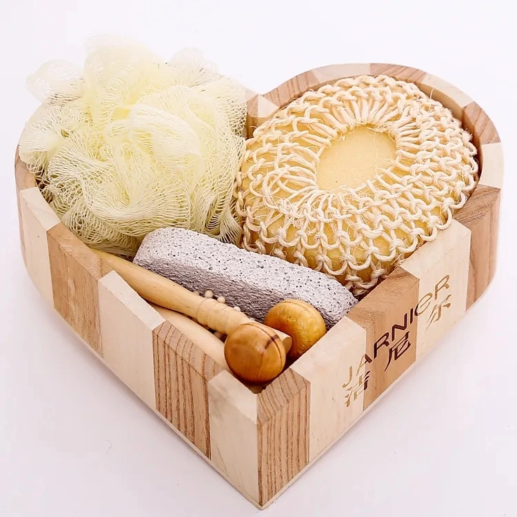 Promotional Wood Heart Box 5PCS Bath Accessory Set, Loofah Brush /Comb Wooden Box SPA Set /Bath Set