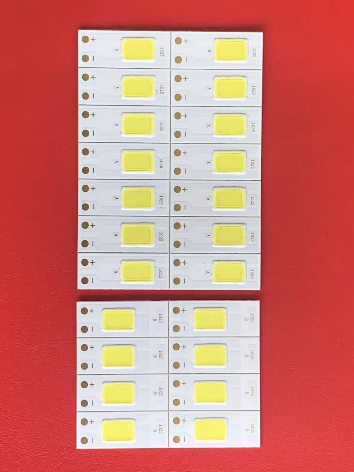 Carte lumineuse LED de qualité 15W 1030 COB 6000K 6500K blanc PUCE LED COB pour éclairage moto