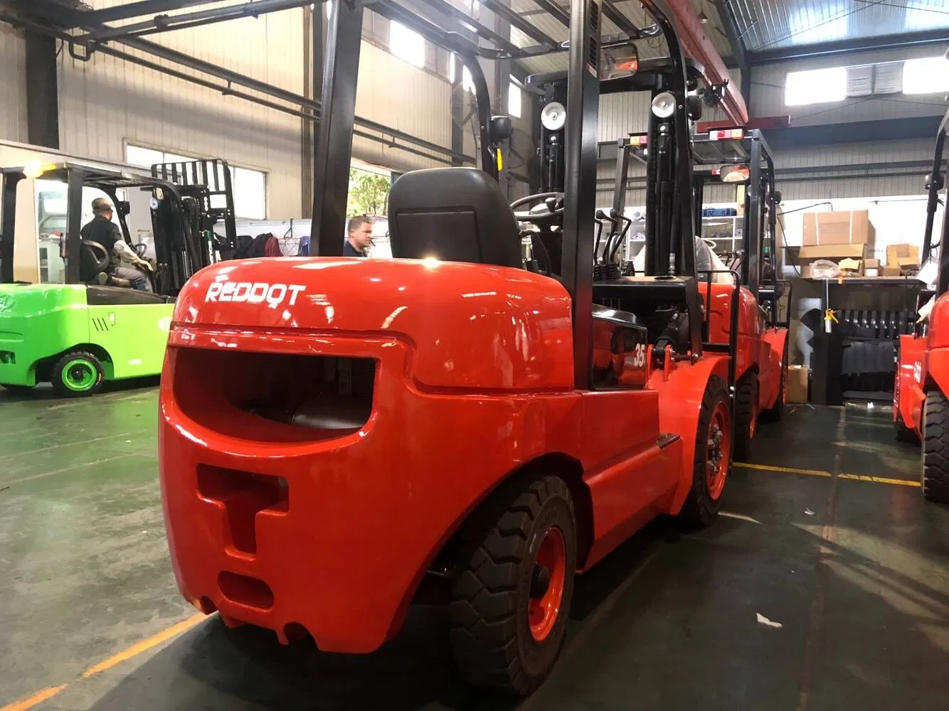 Redlift Hot Sale T3 Series gasolina Forklift 2,5ton Mini pequeño Carretilla elevadora con capacidad de operación cómoda 2500kg Mantenimiento fácil