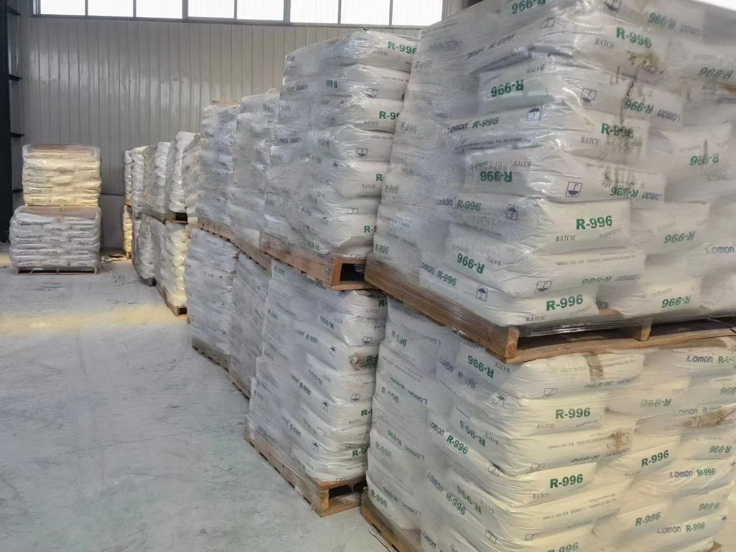 Titanium Dioxide Anatase with White Powder R996 R618