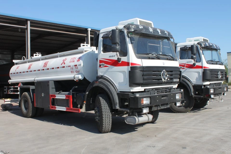 North Benz All-Terrian 4X4 10ton camión tanque de agua