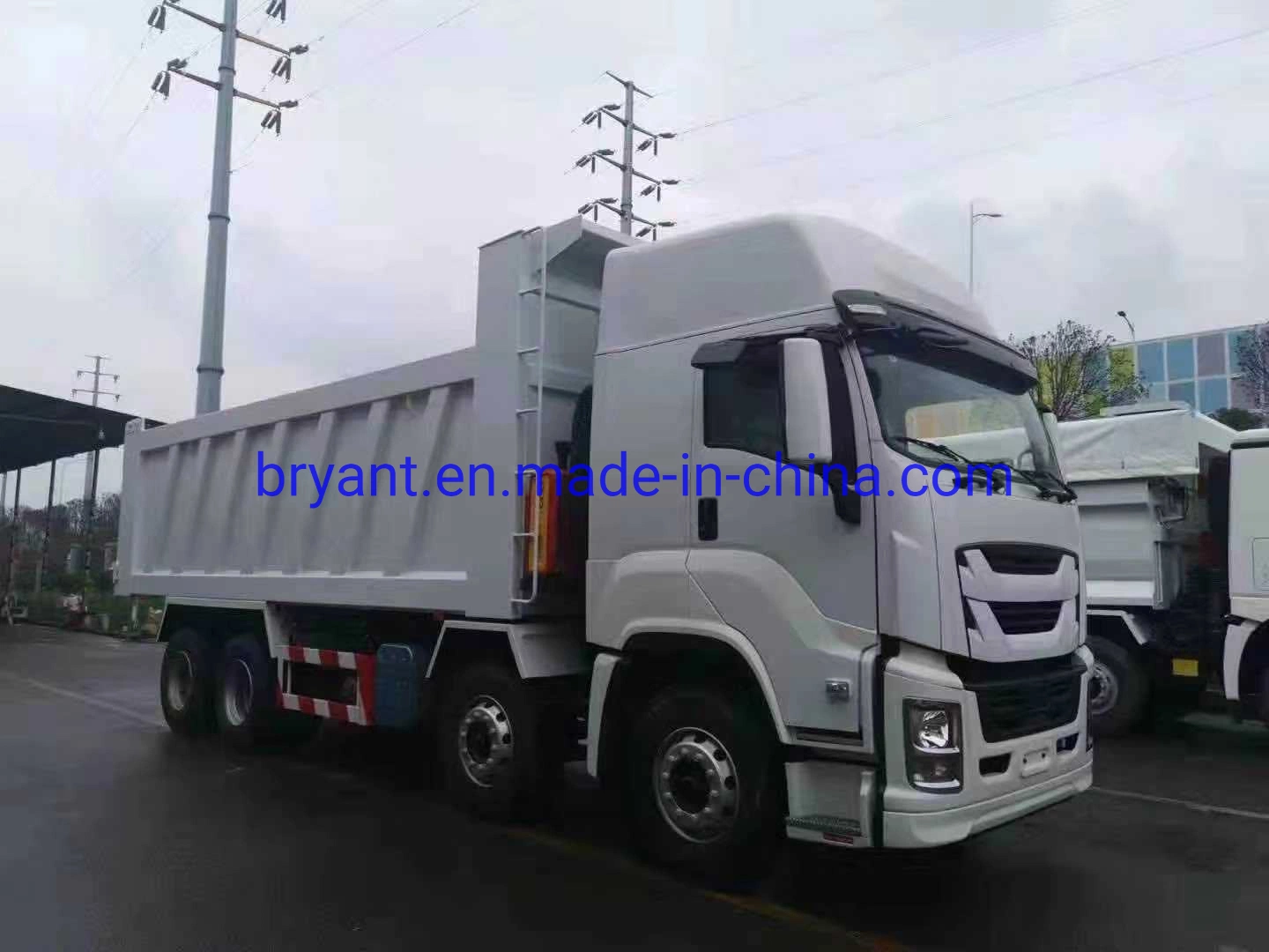 31 Cbm Isuzu Giga 12 Wheels Dump Truck 18 20 22 26 30cbm China Isuzu Giga 10 Wheels 12 Wheels Dump Truck New Isuzu Dump Truck 8X4 Tipper Qingling