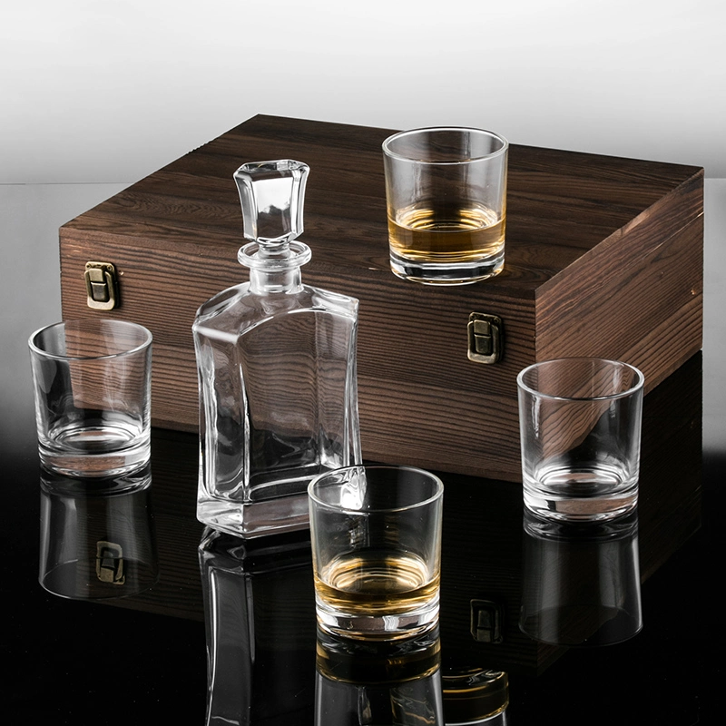 Luxury Decanter Glass Wooden Box Whiskey Set with Gift Boxes