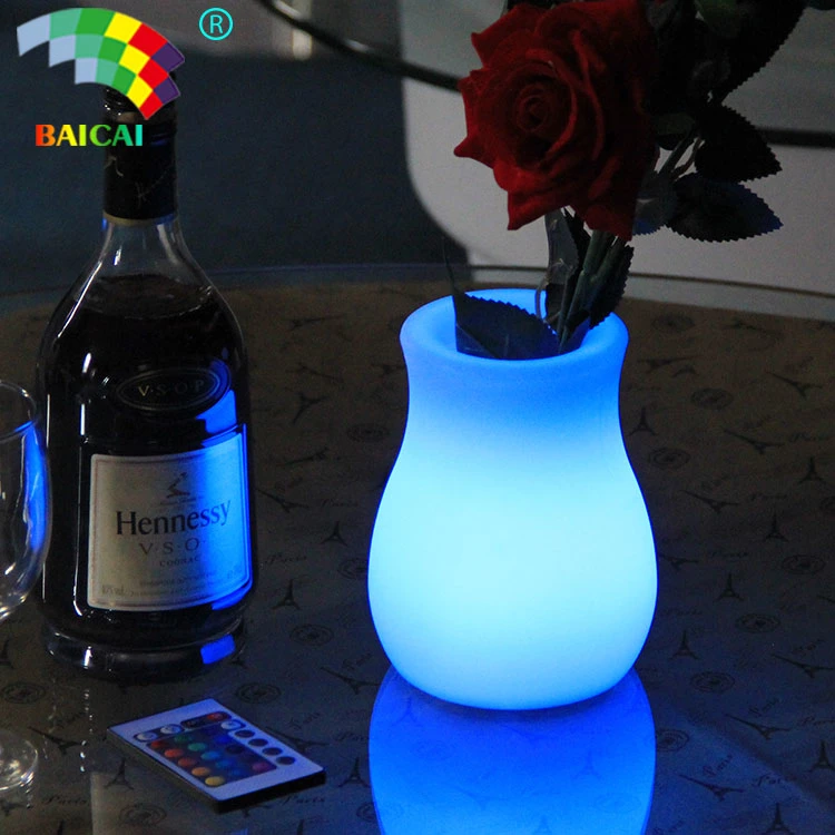 Batería recargable de polietileno LED inalámbrico Maceta portátil Lámpara de mesa de diseño