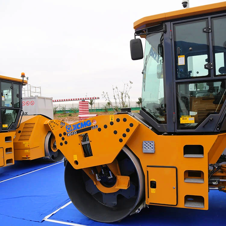 XCMG XD123 12ton Double-Drum carretera estática rodillo para la venta