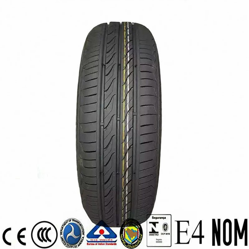 Factory Wholesale/Supplier DOT PCR Tyre / UHP /Pickup Tire /at /Mt Light Truck Tires / PCR Tyres / Radial Car Tyres (215/45R17)