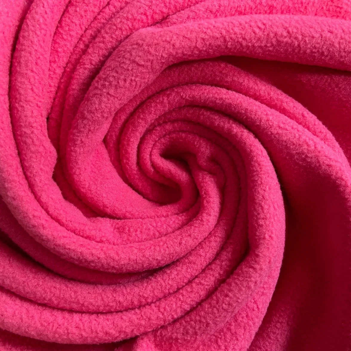 Customized Color 100 Polyester Anti Pilling Knit Recycled Fleece Fabric Polar