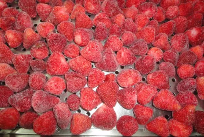 IQF Frozen Strawberry, Frozen Fuit, Frozen Berries